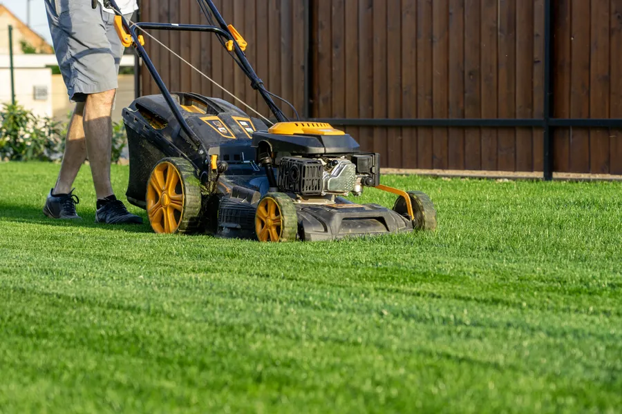Benefits Of Scheduled Lawn Mowing For Property Value Brentwood, NY